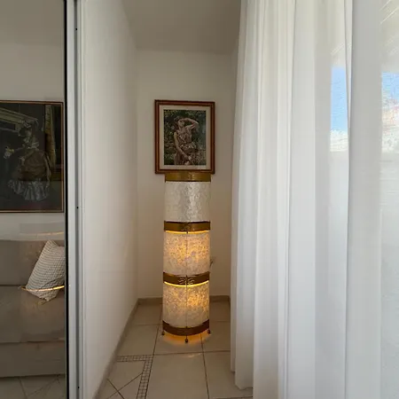 Ippolita Palace Luxury Appartement *